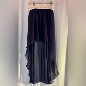 Bella D High / Low  Navy skirt white crochet waistband Size Small EUC